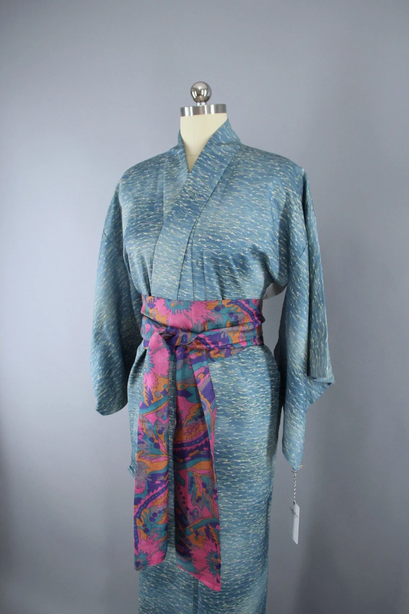 1950s Vintage Silk Kimono Robe / Blue Green Grass Print