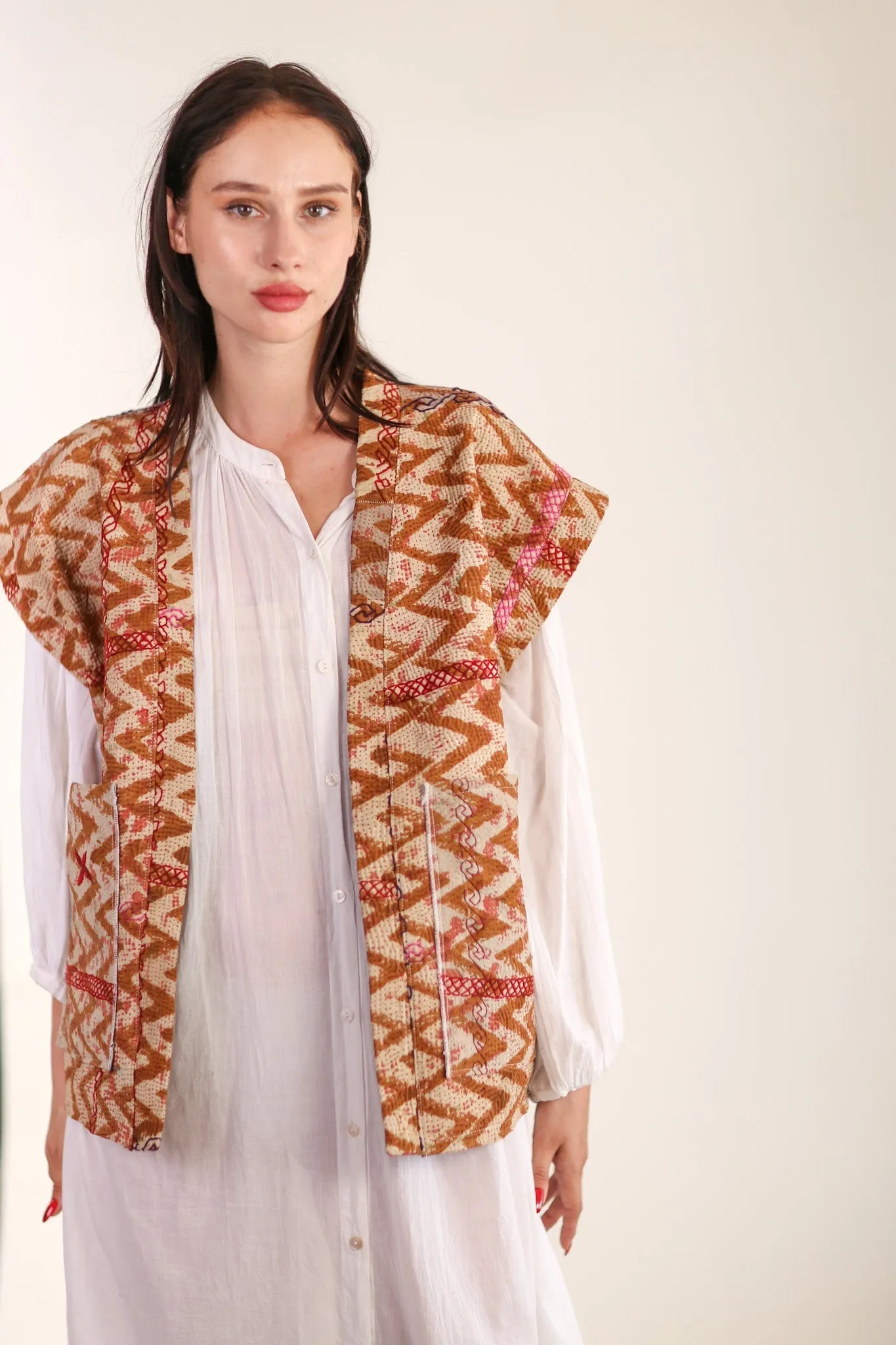 KANTHA COTTON VEST WISUSA