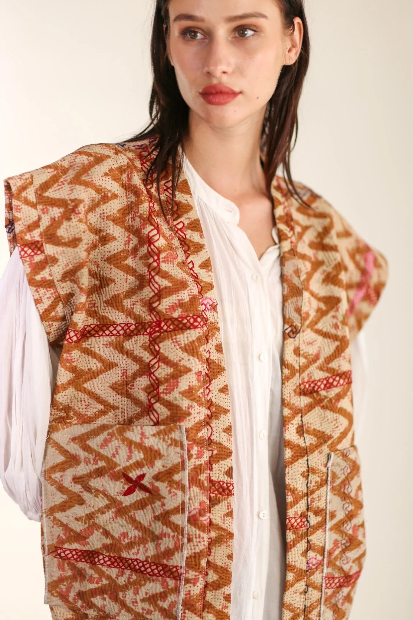 KANTHA COTTON VEST WISUSA
