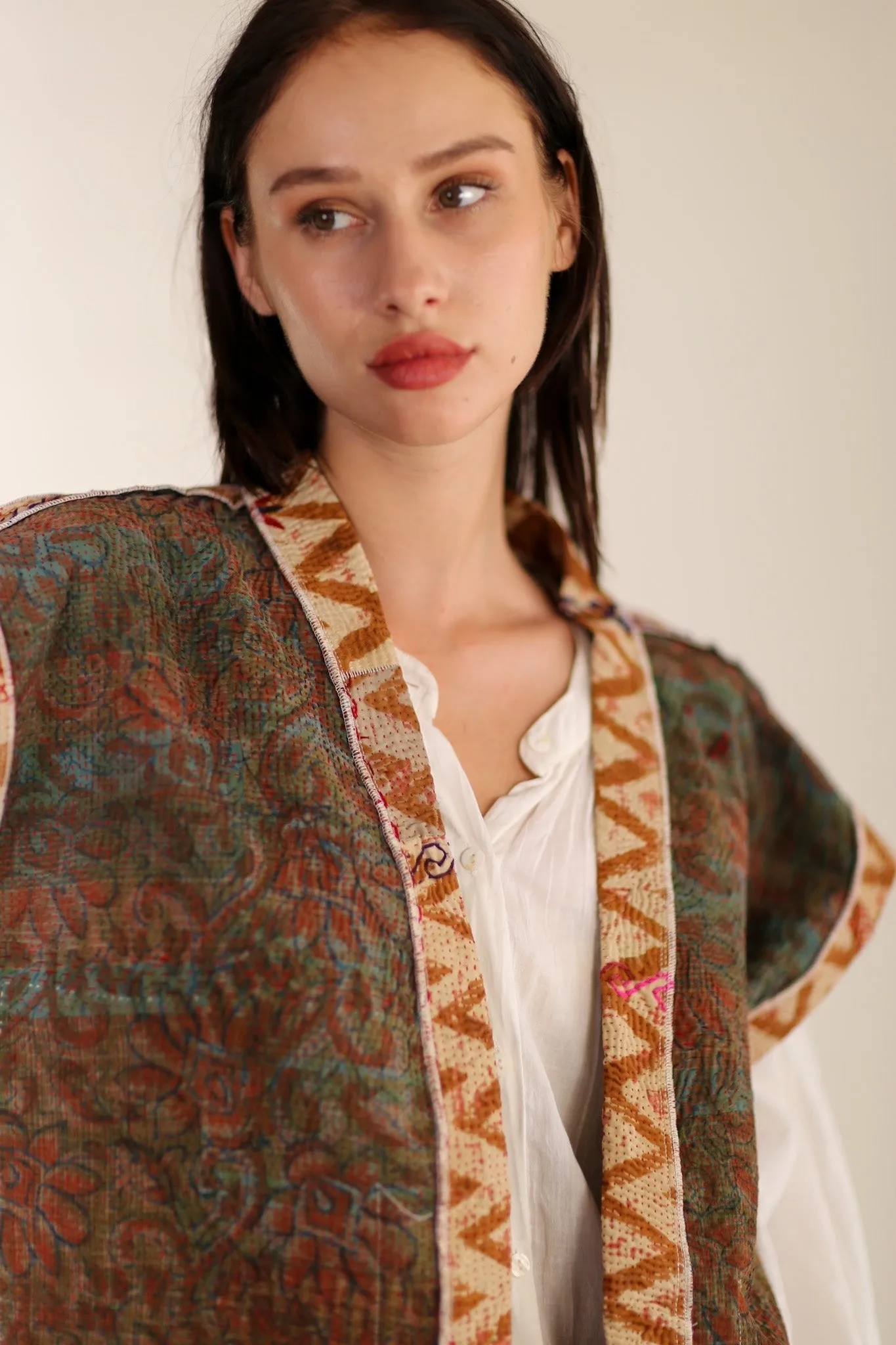 KANTHA COTTON VEST WISUSA
