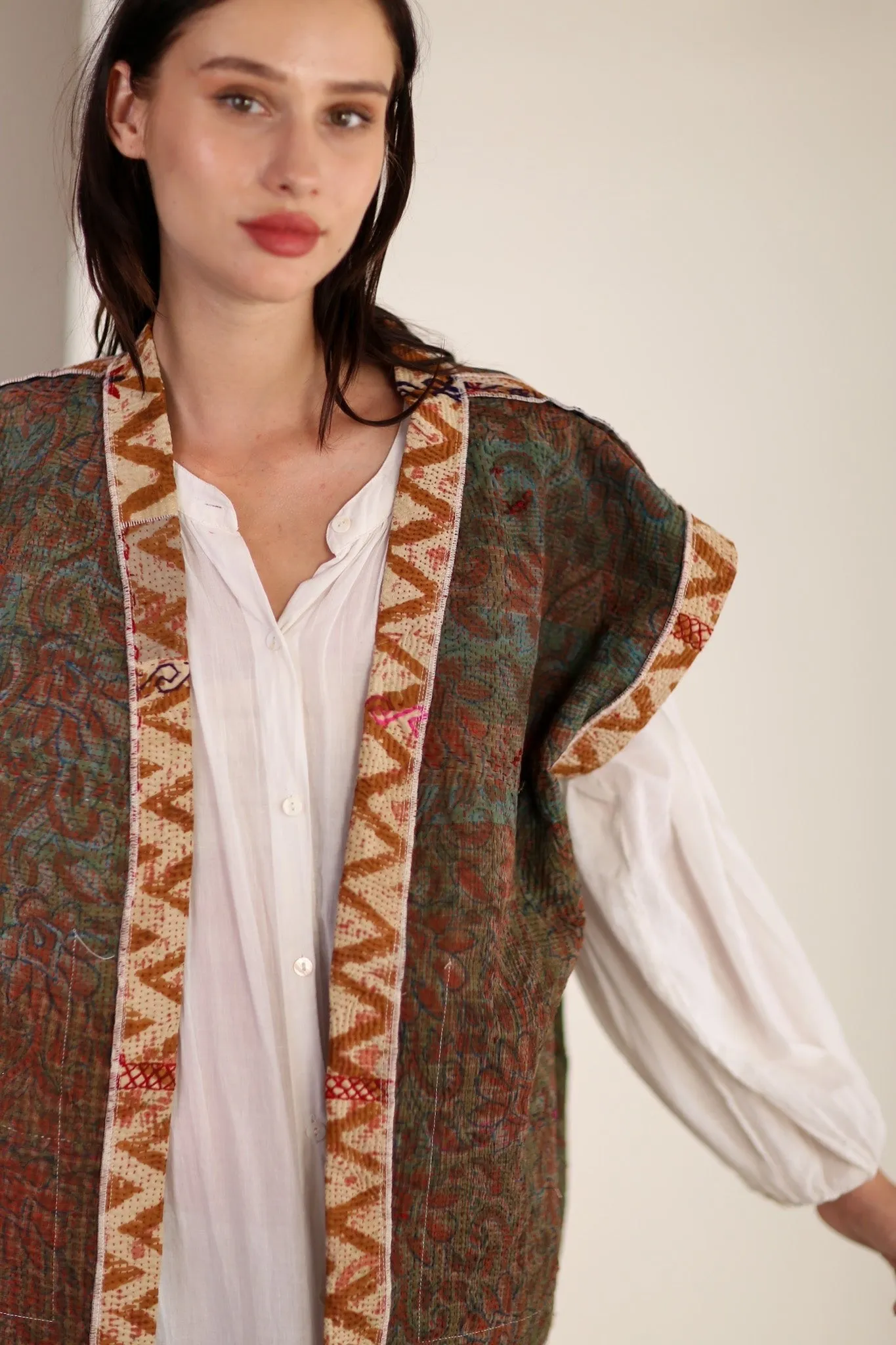 KANTHA COTTON VEST WISUSA