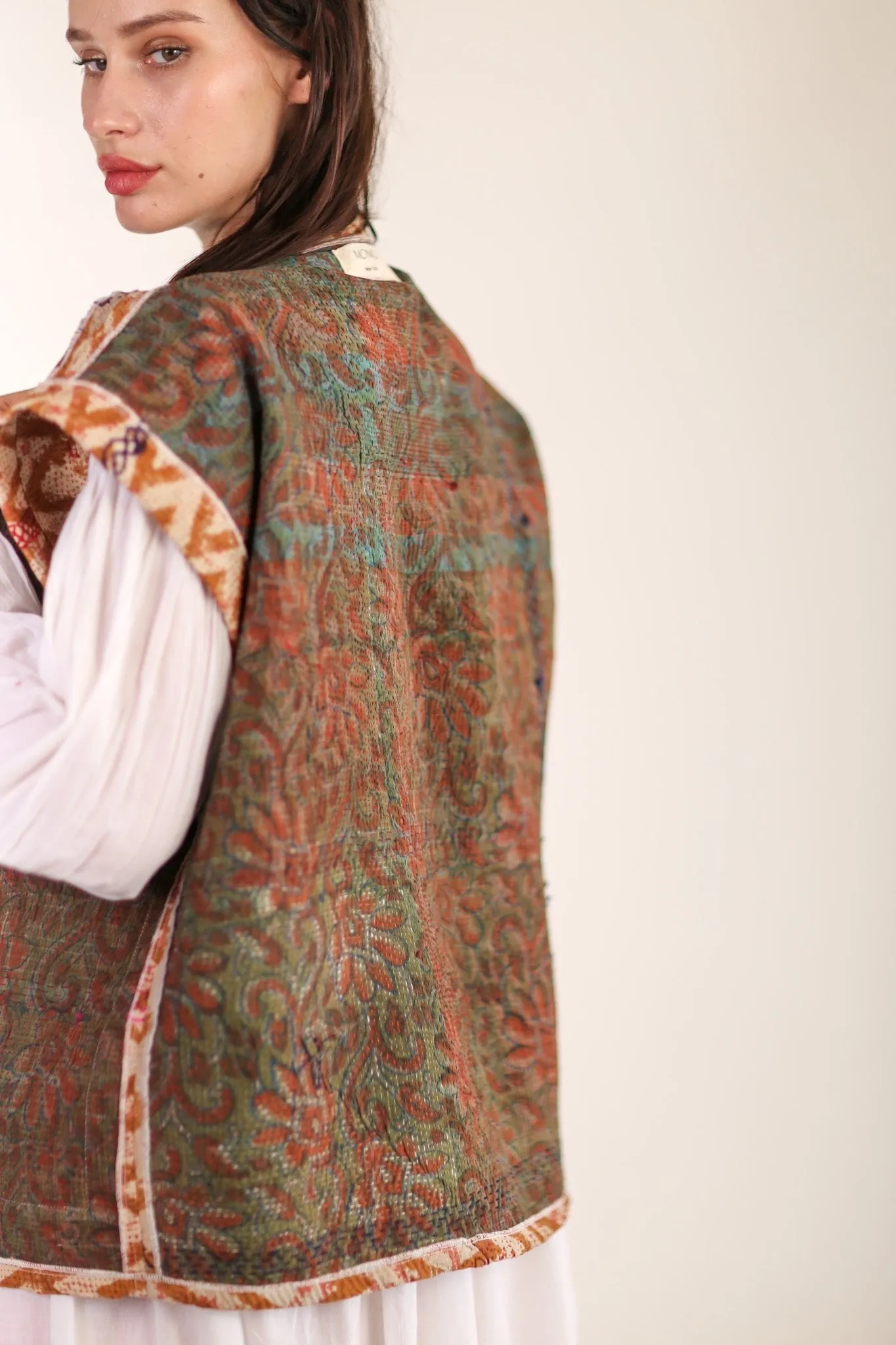 KANTHA COTTON VEST WISUSA