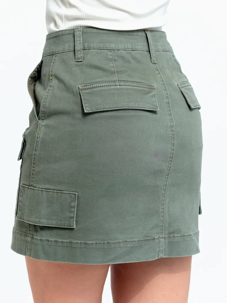 Kasey Stretch Twill Cargo Skirt - 16"