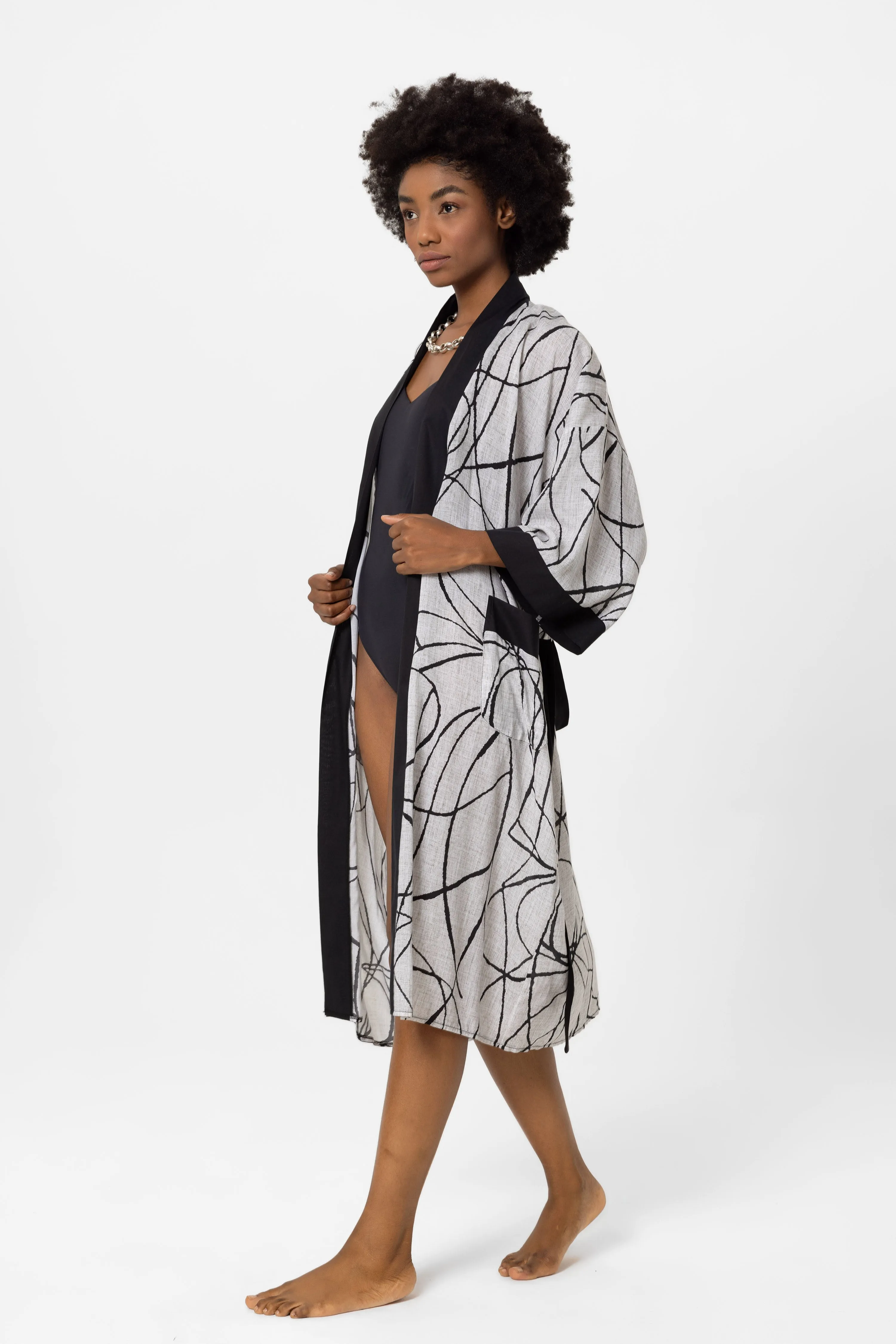Siyah, bej iri desenli Elissa Kimono