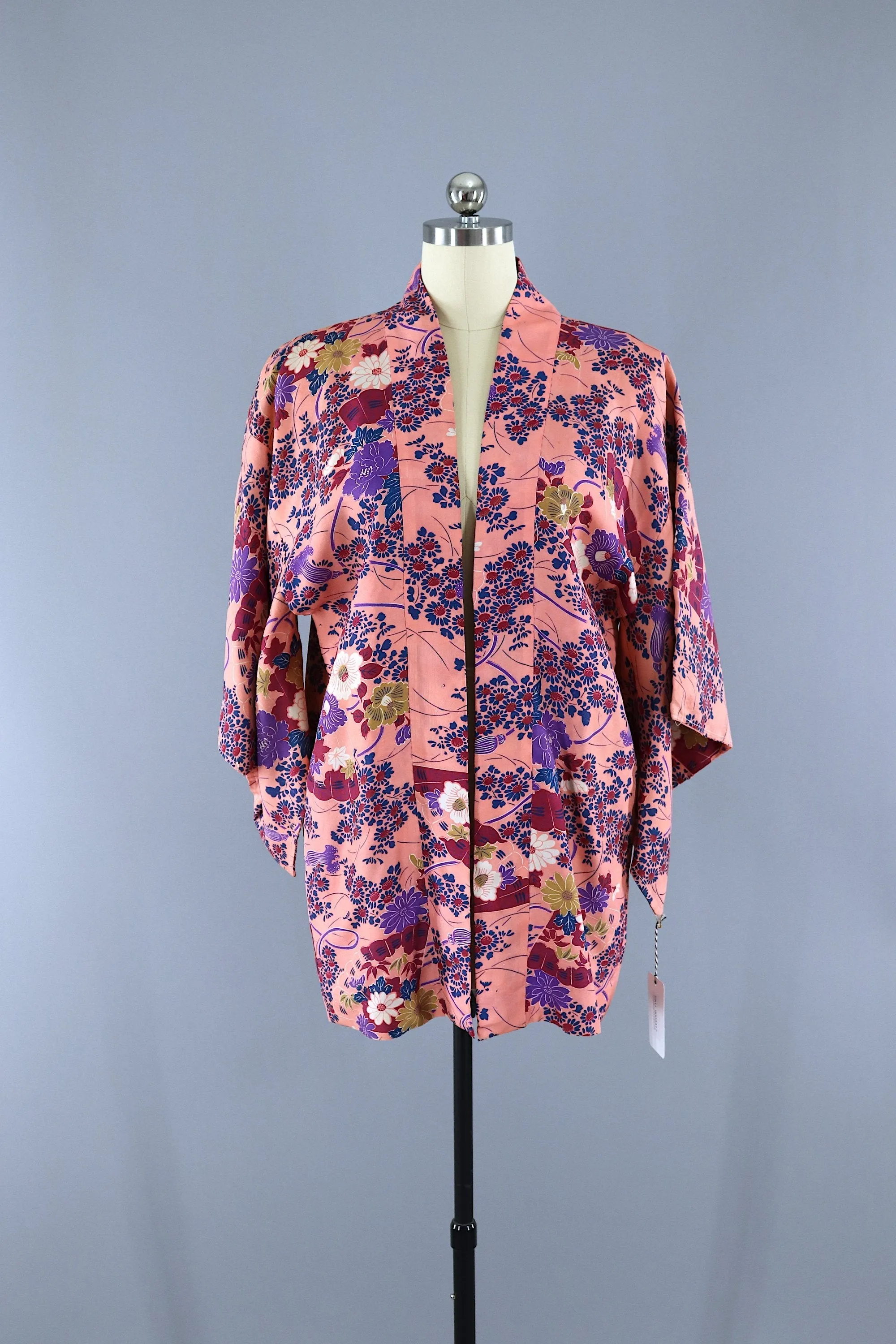 Vintage 1940s Silk Haori Kimono Jacket Cardigan / Pink Floral Print