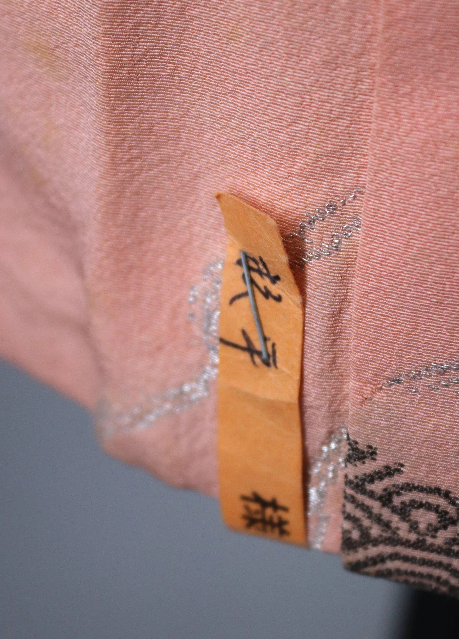 Vintage Silk Kimono Cardigan / Pastel Pink Silver Floral Embroidery